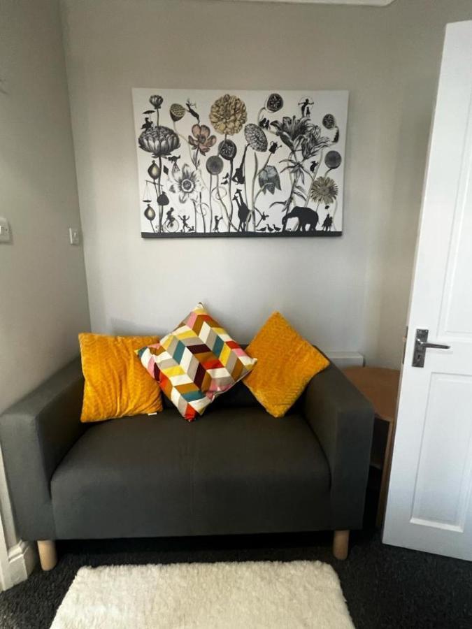 Matipa-Given Apartments Eastleigh Southampton Exterior foto